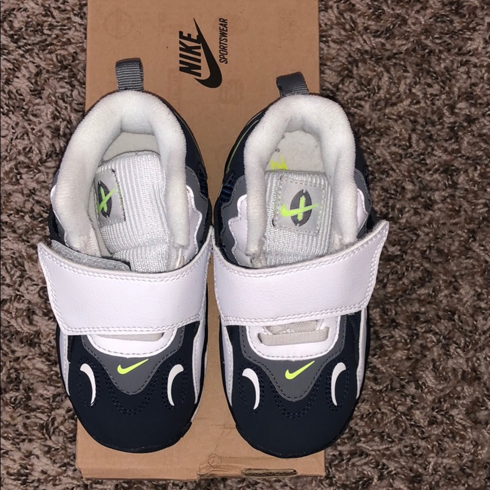 Baby sneakers